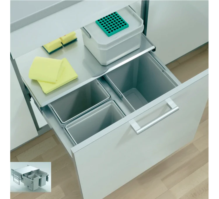 Here's the translation:Sliding kitchen trash bin with 3 compartments for 60 cm cabinet Here's the translation:Sliding kitchen trash bin with 3 compartments for 60 cm cabinet