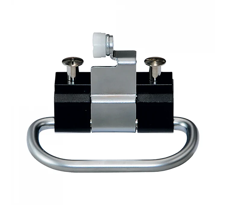 Here's the translation:Automatic pedal kit for kitchen drawer