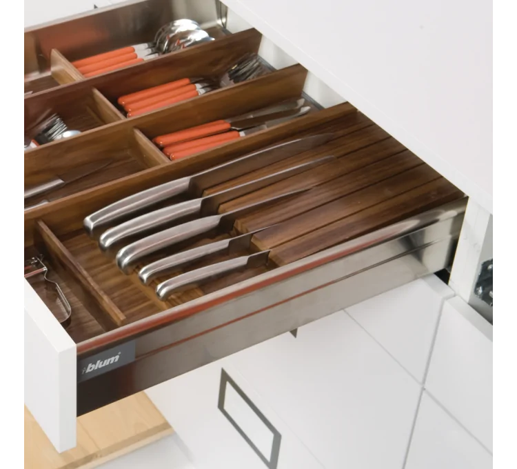 Portacoltelli in frassino verniciato per cassetto della cucina