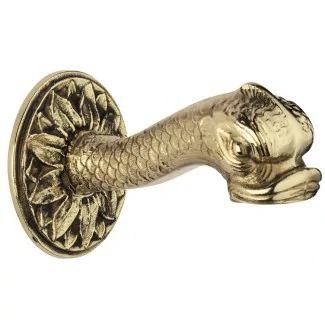 Here's the English translation:Brass Dolphin Long Spout for Fountain with Rosette